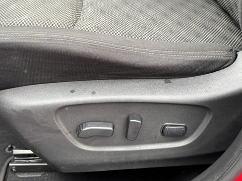 Used 2018 Nissan Rogue Sport SV w/ SV All-Weather Package image 27