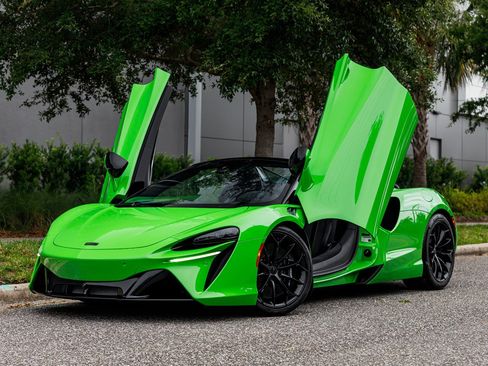 New 2026 McLaren Artura Spider RWD image 35