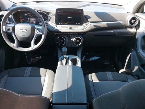 Used 2023 Chevrolet Blazer LT w/ Driver Confidence Package image 9