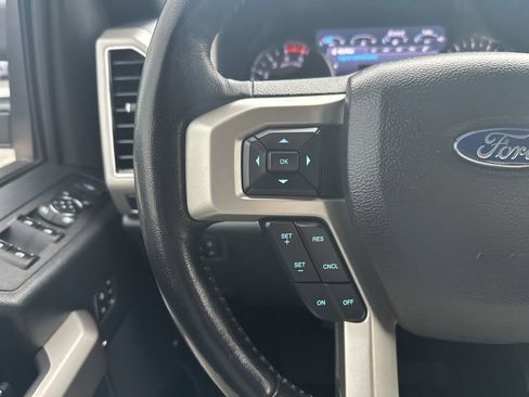 Used 2022 Ford F250 Lariat AWD/4WD image 22