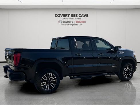Used 2021 GMC Sierra 1500 AT4 w/ Technology Package image 10