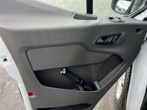 Used 2024 Ford Transit 250 Low Roof w/ Exterior Upgrade Package image 17