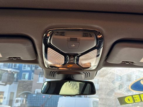 Used 2019 BMW X5 xDrive40i w/ Premium Package image 11