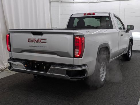 Used 2022 GMC Sierra 1500 Pro w/ Convenience Package image 3