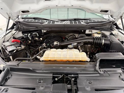 Used 2021 Ford F150 XL w/ Trailer Tow Package image 8