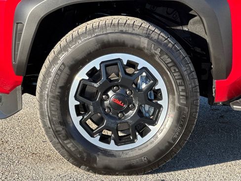 New 2025 Toyota 4Runner TRD Off-Road Premium image 24