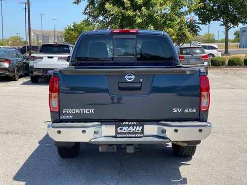 Used 2021 Nissan Frontier SV AWD/4WD image 6