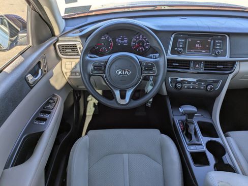 Used 2017 Kia Optima LX w/ Driver Convenience Package image 15