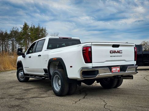 New 2026 GMC Sierra 3500 Pro AWD/4WD image 7
