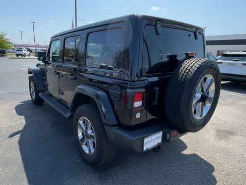 Used 2022 Jeep Wrangler Unlimited Sahara AWD/4WD image 8