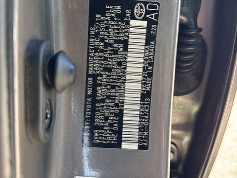 Used 2019 Toyota Corolla LE image 29