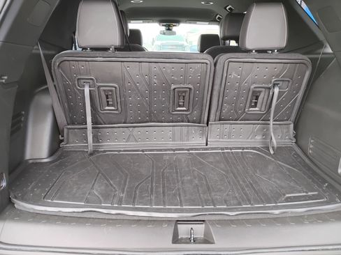 Used 2023 Chevrolet Traverse LT w/ LPO, Floor Liner Package image 22