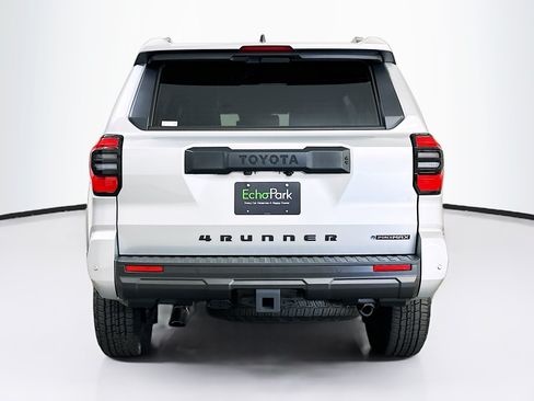 Used 2025 Toyota 4Runner TRD Off-Road Premium w/ Tow Technology Package AWD/4WD image 7