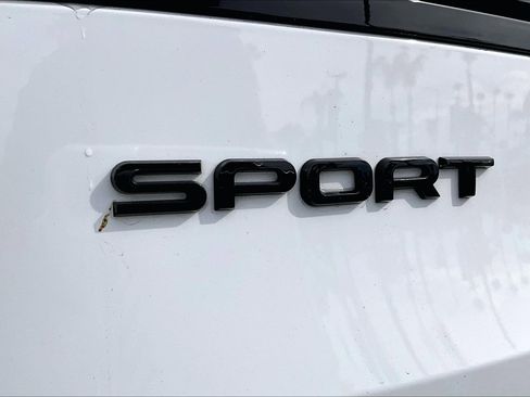 Used 2024 Land Rover Range Rover Sport Dynamic SE image 8
