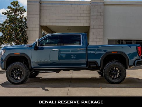 Used 2024 GMC Sierra 2500 Denali w/ Denali Reserve Package AWD/4WD image 6
