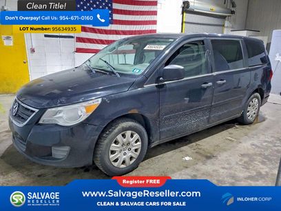 Used 2011 Volkswagen Routan S