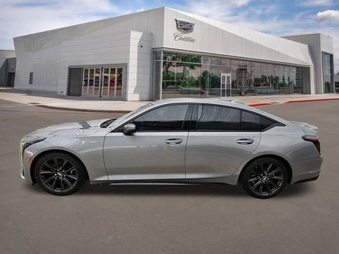 New 2026 Cadillac CT5 V image 3