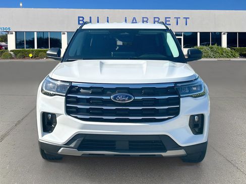 New 2026 Ford Explorer Active w/ Active Comfort Package RWD image 2