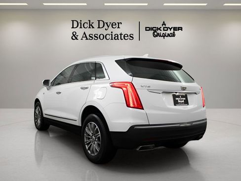 Used 2017 Cadillac XT5 Luxury image 4