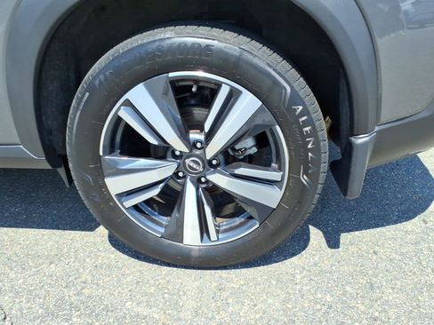 Used 2023 Nissan Rogue SL AWD/4WD image 9