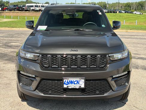 Used 2024 Jeep Grand Cherokee Limited w/ Luxury Tech Group II AWD/4WD image 7