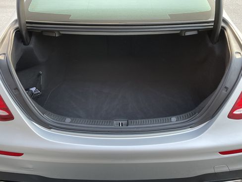 Used 2020 Mercedes-Benz E 450 4MATIC Sedan image 10