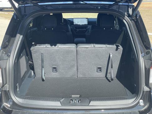New 2026 Ford Explorer ST-Line w/ ST-Line Street Pack image 28
