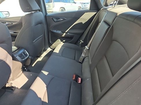 Used 2024 Chevrolet Malibu LT image 4