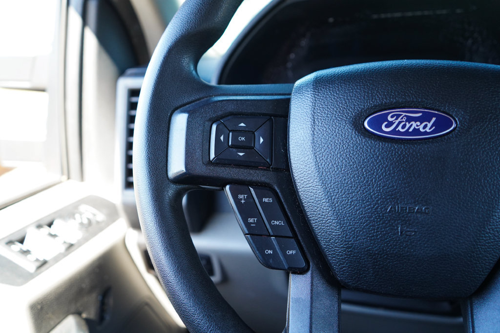 Used 2017 Ford F350 XL w/ Power Equipment Group AWD/4WD image 33