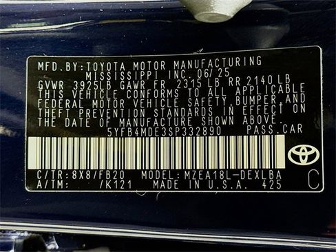 Certified 2025 Toyota Corolla LE image 31