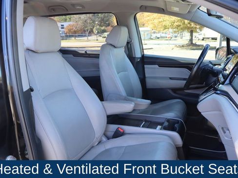 Used 2018 Honda Odyssey Elite image 16