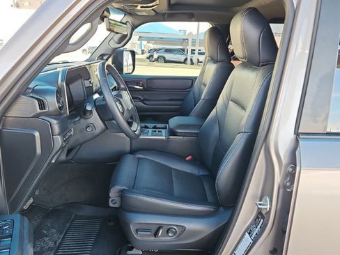 Used 2024 Toyota Land Cruiser image 16