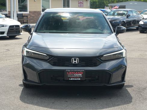 Used 2025 Honda Civic Sport image 2