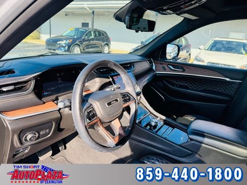 Used 2022 Jeep Grand Cherokee L Summit w/ Advanced Protech Group IV image 23