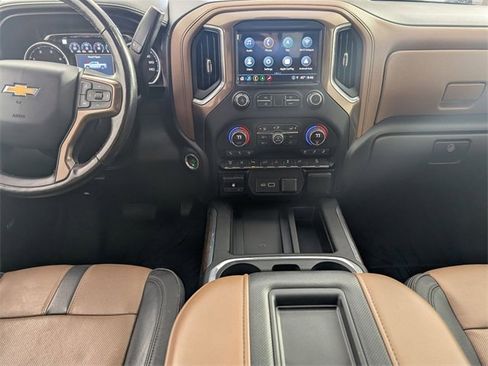 Used 2021 Chevrolet Silverado 2500 High Country w/ Technology Package image 26