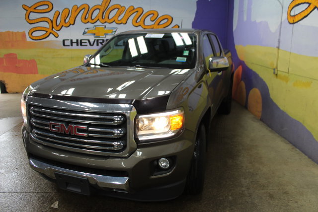 Used 2017 GMC Canyon SLT w/ Driver Alert Package AWD/4WD image 4
