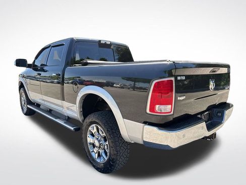 Used 2016 RAM 2500 Laramie w/ Convenience Group AWD/4WD image 7