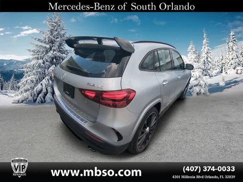 New 2025 Mercedes-Benz GLA 35 AMG 4MATIC image 18