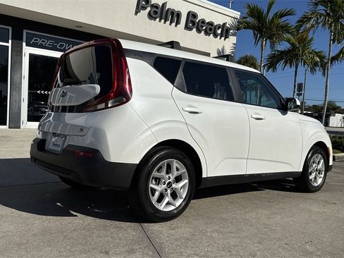 Used 2020 Kia Soul S image 25