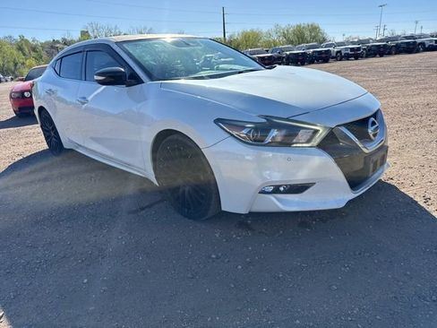 Used 2017 Nissan Maxima SR w/ Midnight Edition FWD image 8