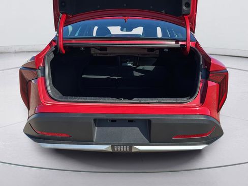 Certified 2025 Kia K4 image 37