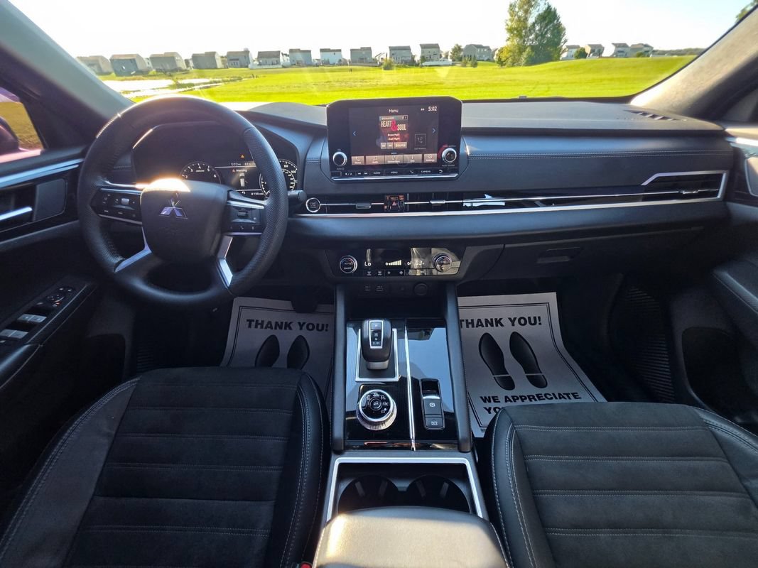 Used 2022 Mitsubishi Outlander SE FWD image 19