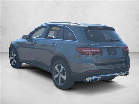 Used 2019 Mercedes-Benz GLC 300 image 7