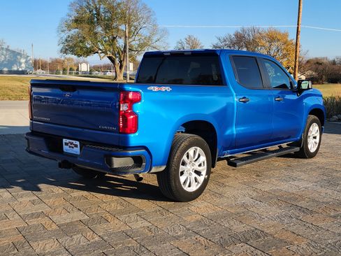 Certified 2023 Chevrolet Silverado 1500 Custom AWD/4WD image 6