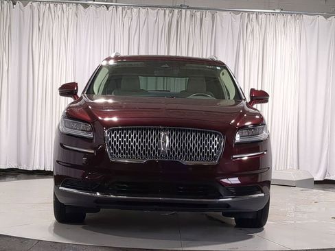 Used 2023 Lincoln Nautilus Reserve image 17