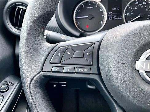 Used 2024 Nissan Kicks S FWD image 22