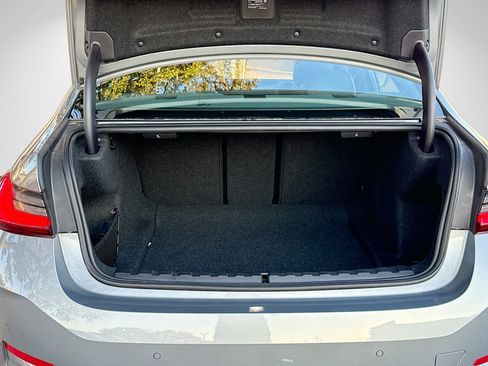 Used 2025 BMW 330i Sedan image 12