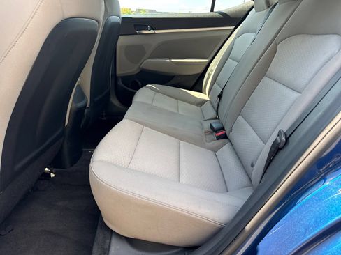 Used 2019 Hyundai Elantra SEL FWD image 20