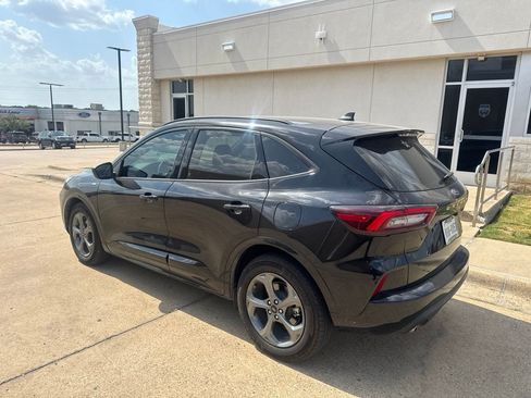 Used 2024 Ford Escape ST-Line w/ Equipment Group 301A FWD image 6