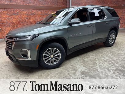 Used 2022 Chevrolet Traverse LT